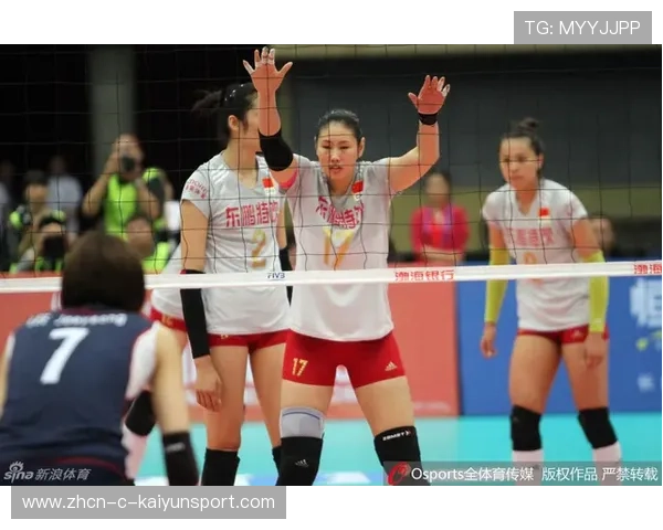 中国女排在亚洲锦标赛中强势领跑，提前晋级决赛，中国女排亚洲杯